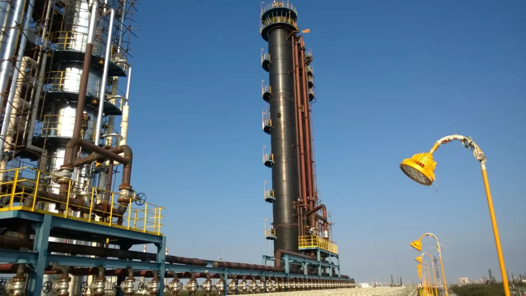Daqing Refining & Chemical: Process-Area Lighting — site photograph 3