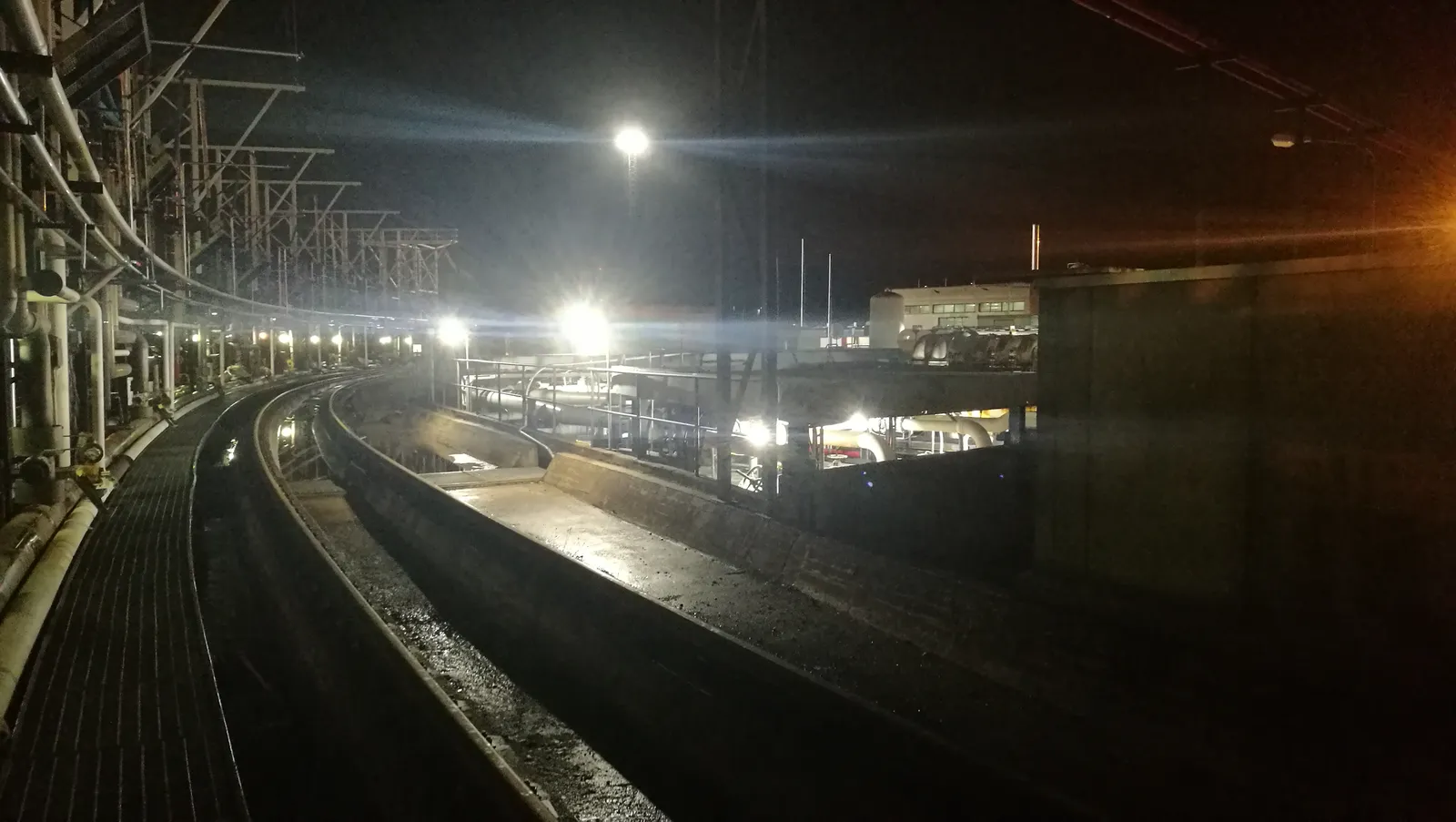 Finland: Oil-Facility Tank and Walkway Lighting — site photograph 1
