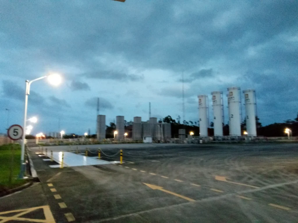 Huizhou: Gas-Station Outdoor Lighting — site photograph 1