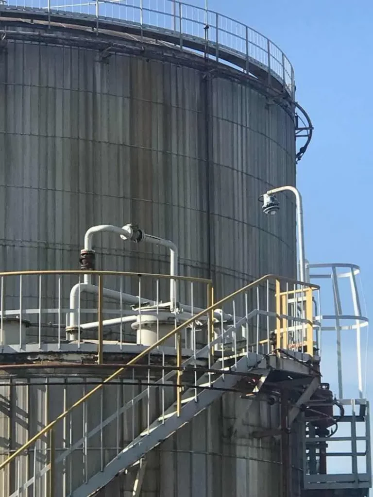 Malaysia: Oil-Tank Access Lighting — site photograph 2