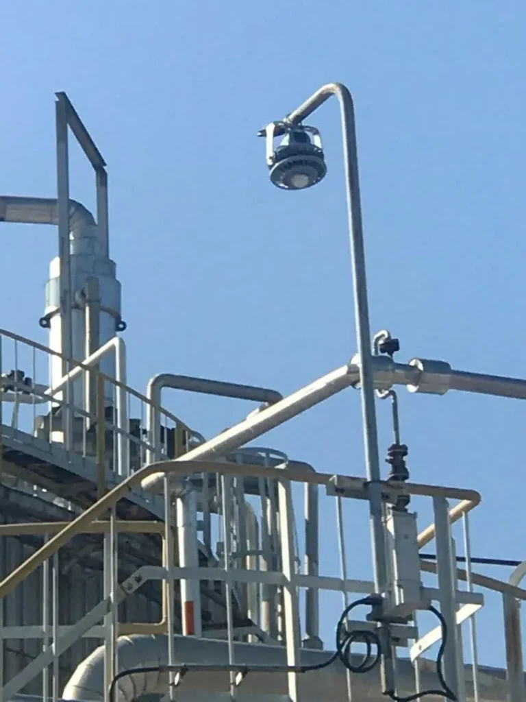 Malaysia: Oil-Tank Access Lighting — site photograph 3