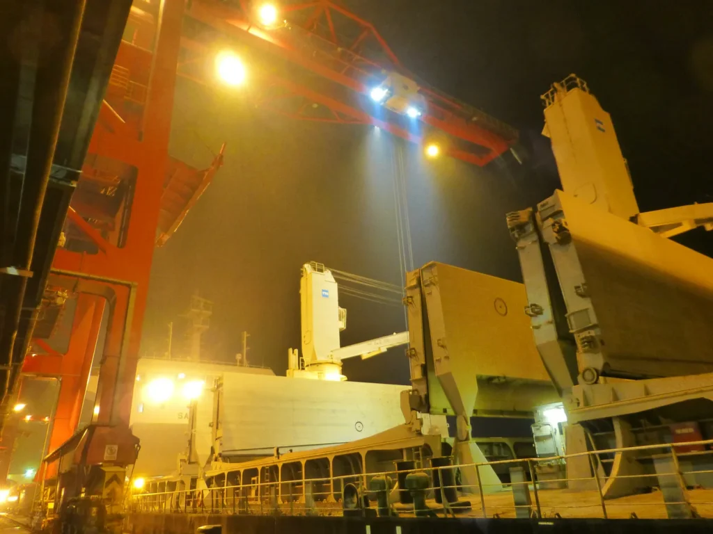 Huaneng Nantong: Coal Handling and Ship-Unloader Lighting — site photograph 2