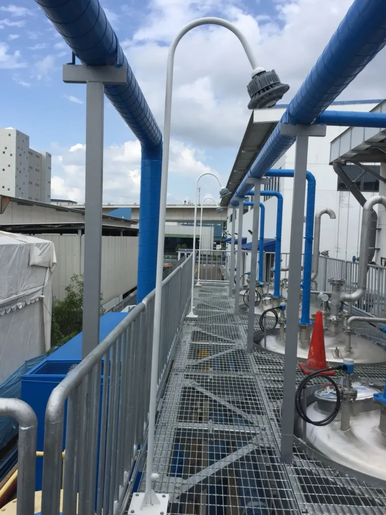Singapore: Oil-Platform Installation Record — site photograph 2
