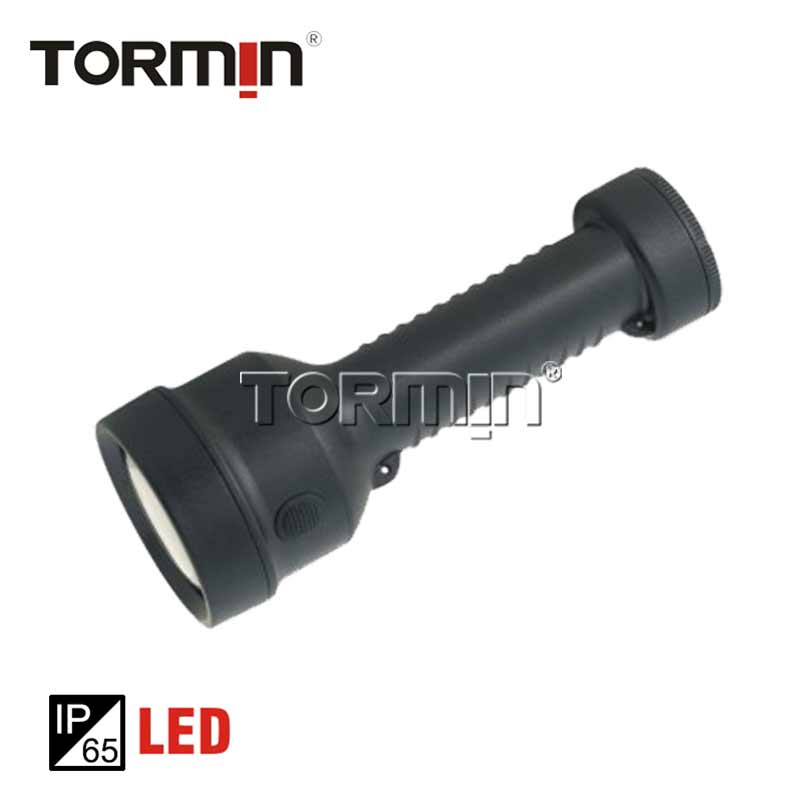 ZW7610 LED Flashlight — product image