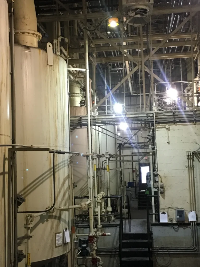 United States: Solvent-Storage Area Lighting — site photograph 2